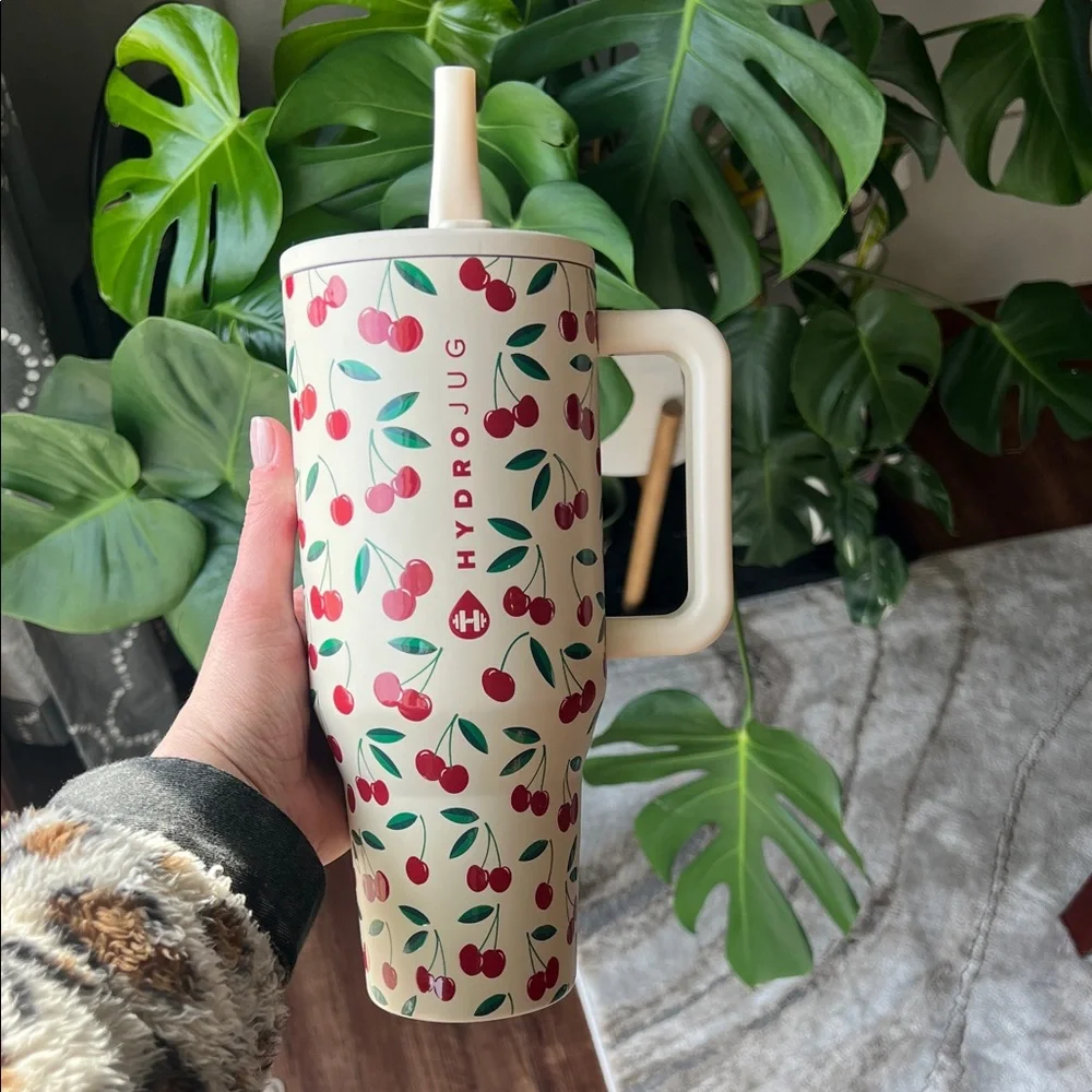 HydroJug Cherry Pattern Tumbler 40 oz - Picture 1 of 7